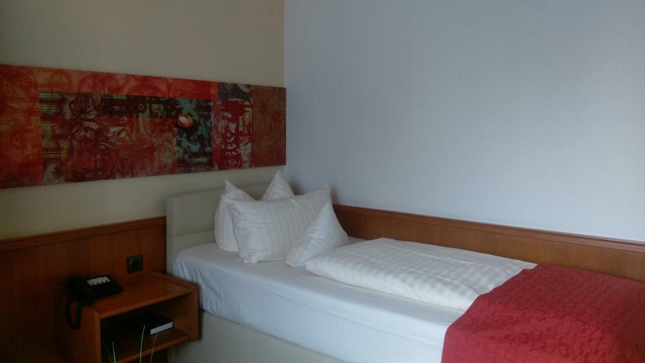 Arador-City Hotel Bad Oeynhausen Exterior foto
